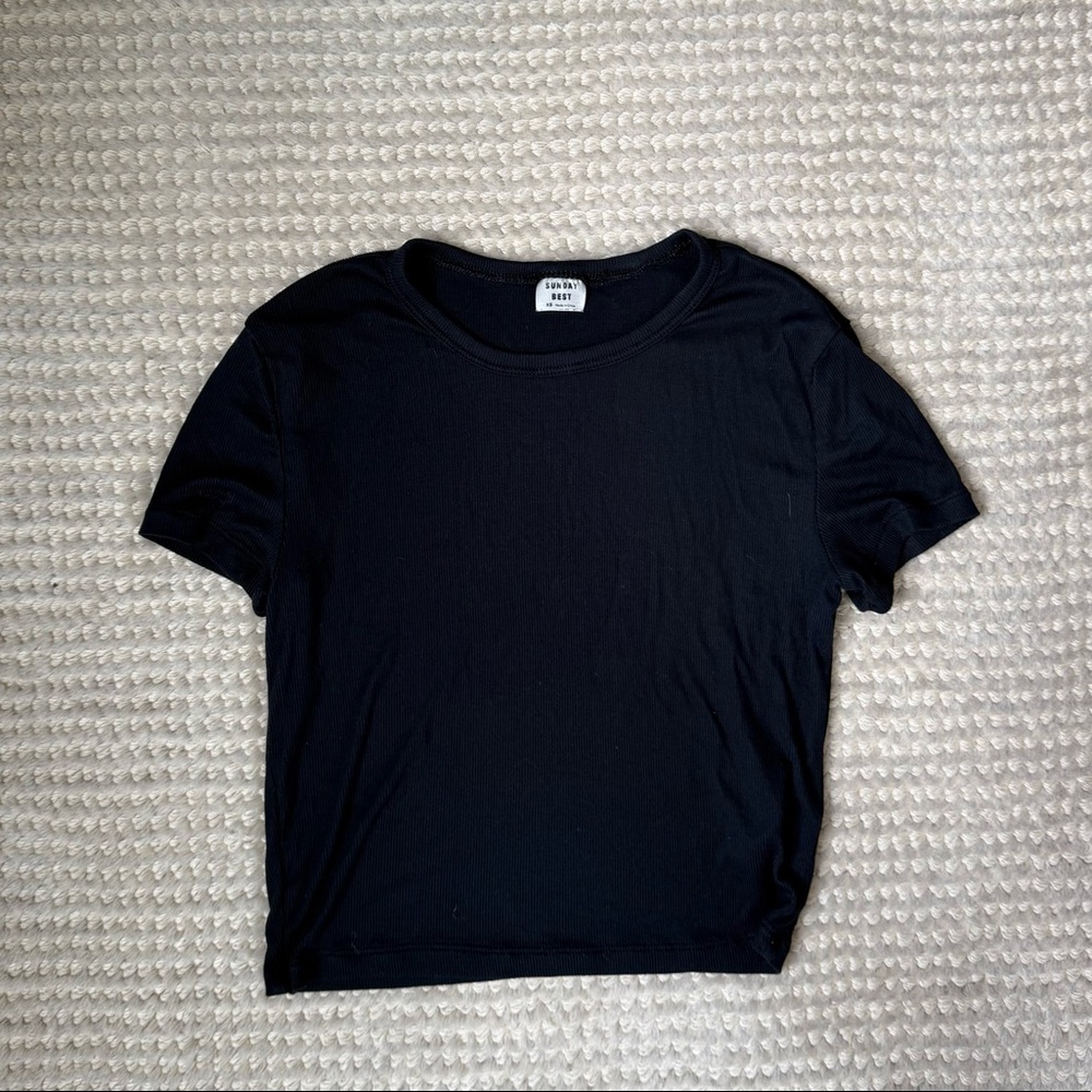Black Aritzia Sunday best t shirt